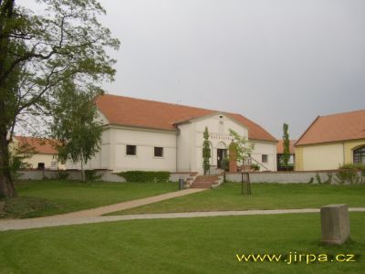 Click to view full size image